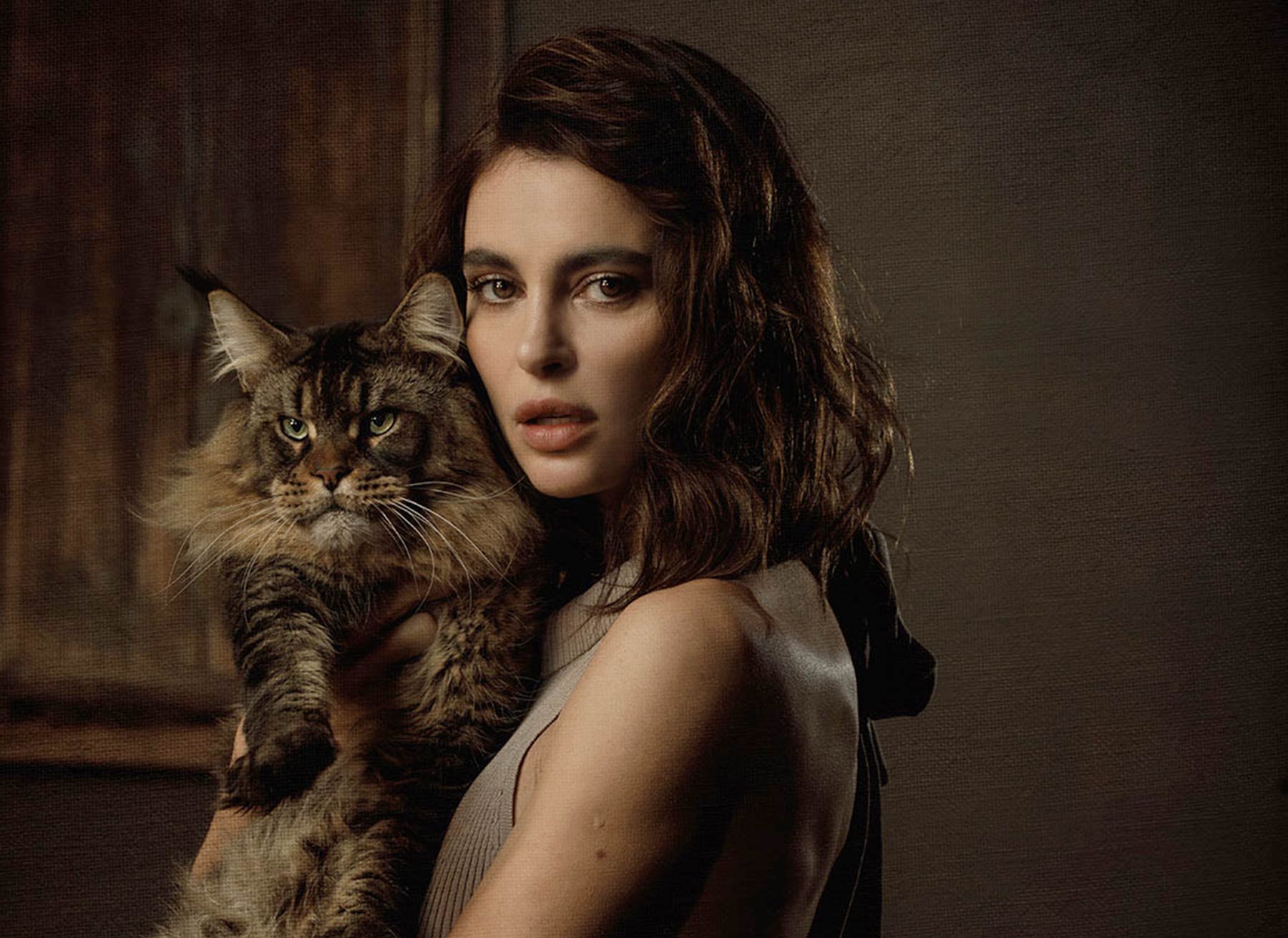 Catrinel Menghia